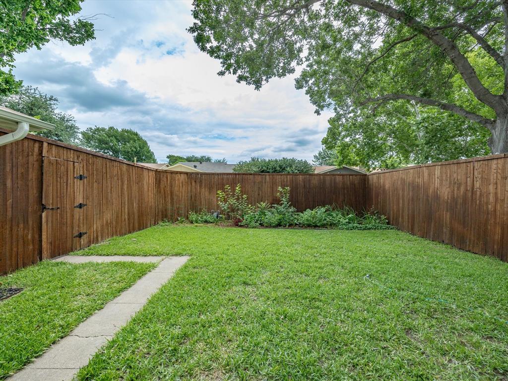 Woodlake 8 - Residential