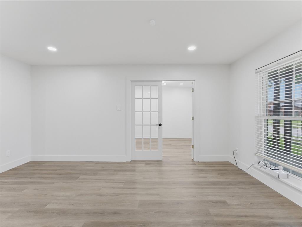 Woodlake 8 - Residential