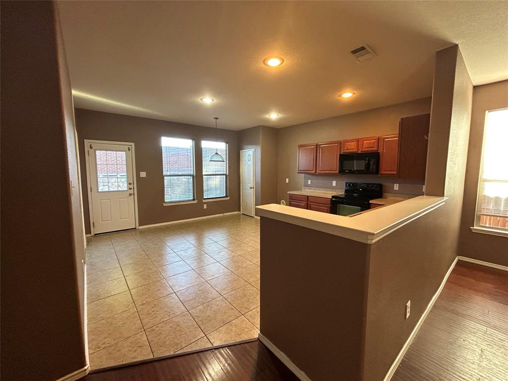Parks At Boat Club The - Residential Lease