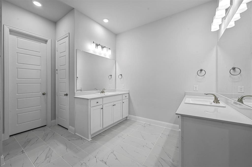 BAYSIDE WEST PH 2 - Residential