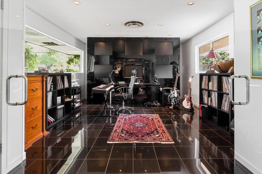 Westcliff - Residential