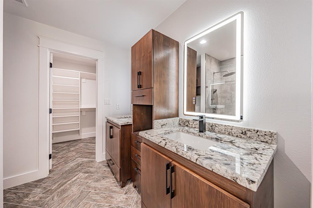 Oak Trail Shores Sec A - Residential