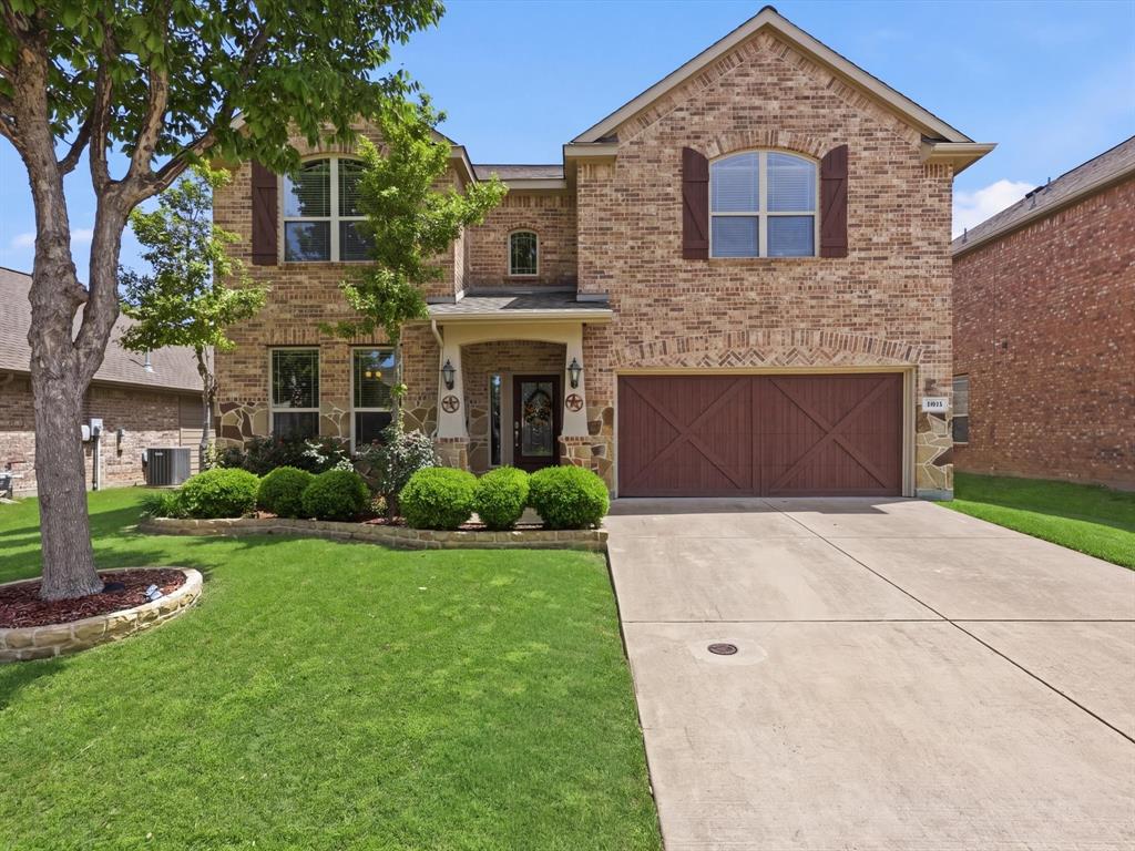 Welcome to this beautifully maintained home in the desirable Inwood Hills community, where comfort and lifestyle come together. A dining area at the front of the home is filled with natural light, creating a warm and inviting space for meals and gatherings. The layout flows seamlessly into the kitchen, which features stainless steel appliances, granite countertops, and abundant cabinet storage. A cozy breakfast nook offers the perfect spot for casual dining or morning coffee. The kitchen opens to a spacious living room with a fireplace, creating an ideal setting for relaxing or entertaining.
The primary bedroom provides a private retreat designed for comfort and relaxation. The ensuite bathroom includes dual sinks, a separate tub and shower, and a large walk-in closet. Upstairs, you’ll find a versatile game room, perfect for hobbies, work, or play. Three additional bedrooms and a full bathroom offer space and flexibility for family or guests. Step outside to your own backyard oasis, complete with a beautiful pool and plenty of room to unwind. A covered patio with a built-in grill and pergola makes outdoor dining and entertaining effortless. The outdoor space is designed for both relaxation and hosting gatherings year-round. Located near scenic walking trails and just minutes from Bonnie Wenk Park, you’ll enjoy access to fitness courts, dog parks, a fishing pond, sports fields, and more. With a blend of indoor comfort and outdoor enjoyment, this home supports an active and connected lifestyle. This Inwood Hills property offers the perfect balance of space, function, and lifestyle in a prime location.