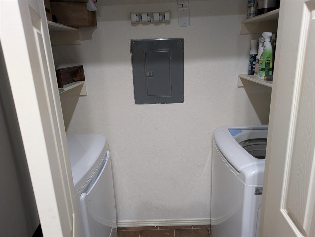 Cimarron Court Condo Ph 1 - Residential