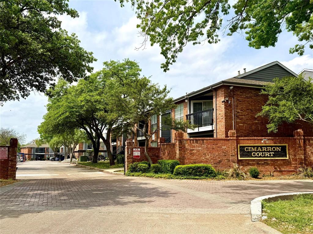 Cimarron Court Condo Ph 1 - Residential