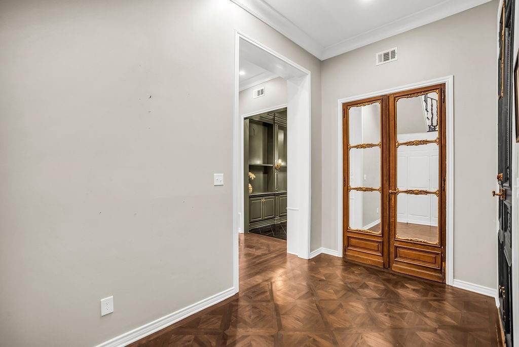 Highland Park West Twnhms Mccleary - Residential