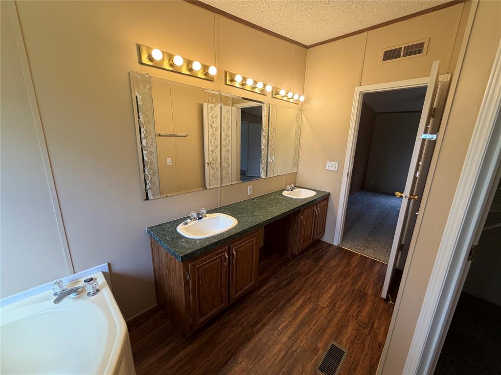 Oak Haven - Residential