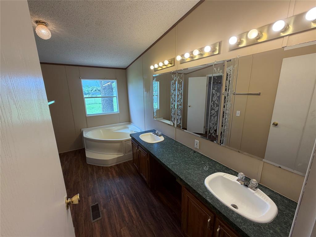 Oak Haven - Residential