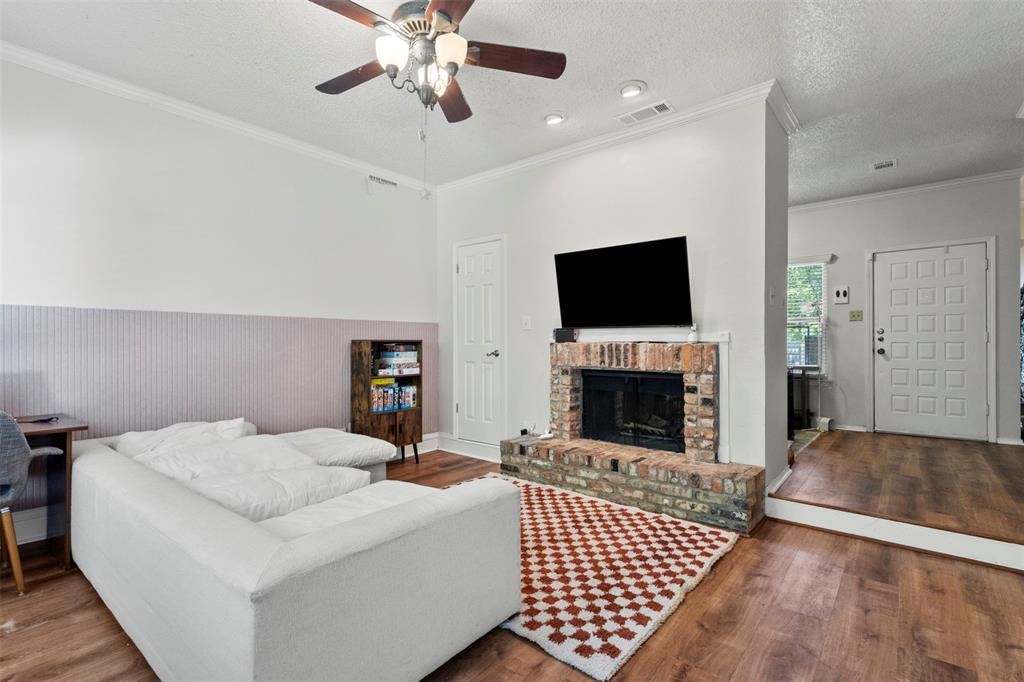 Oaks On Montfort Ph 02 03 04 - Residential