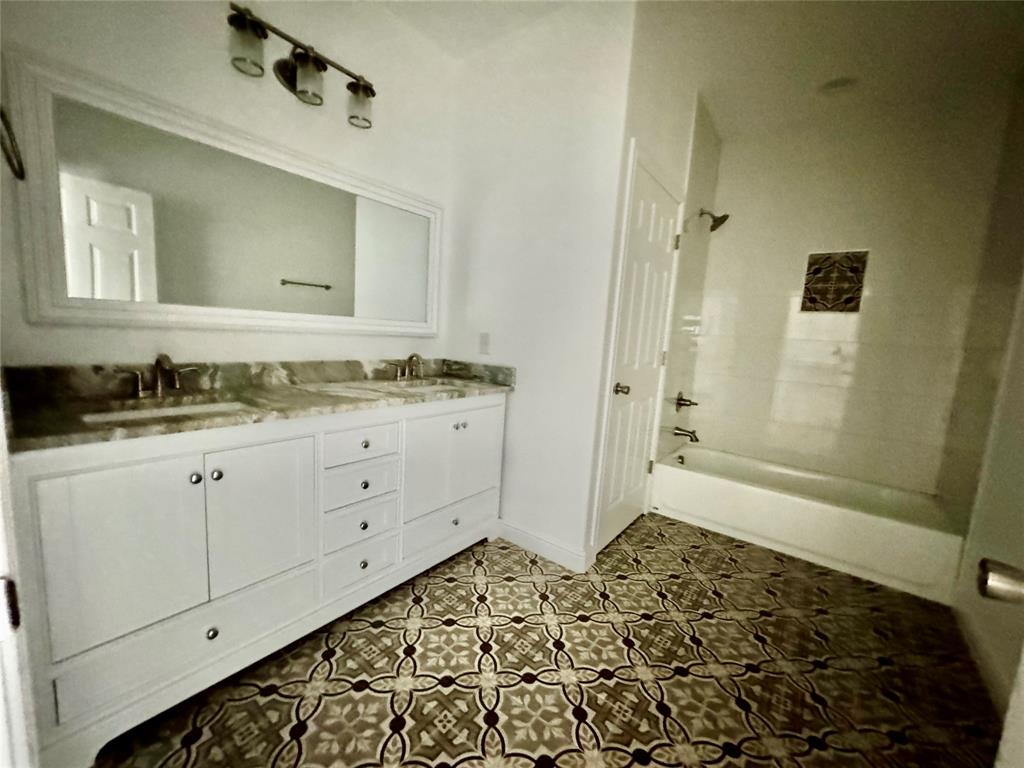 Canyon Creek - Residential Lease
