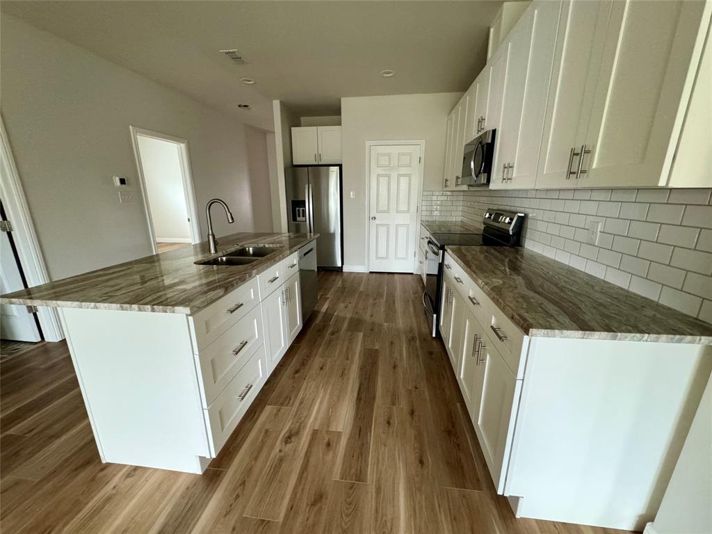 Canyon Creek - Residential Lease