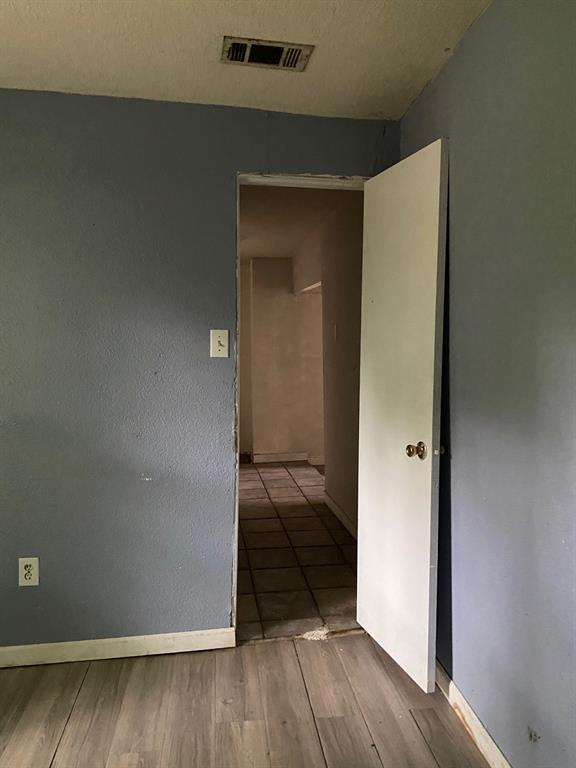 Moore & Nash - Residential