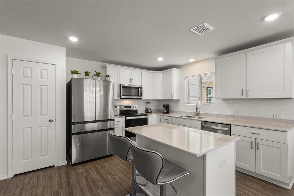 Townsend Green Ph 1 - Residential