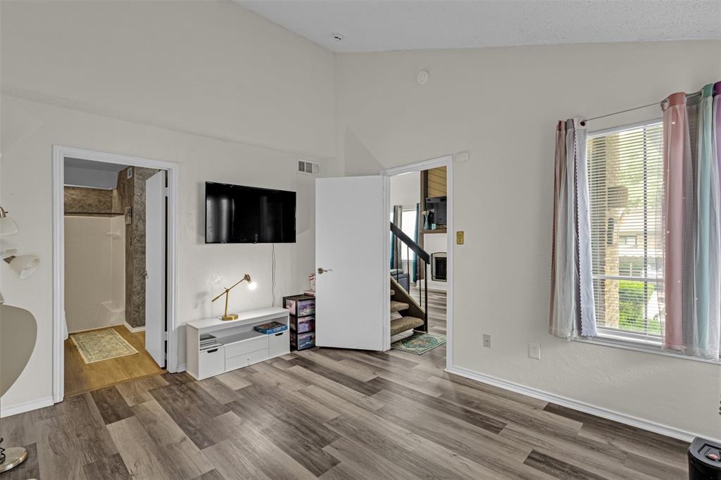 Lifescape Villas On Dublin Condos - Residential