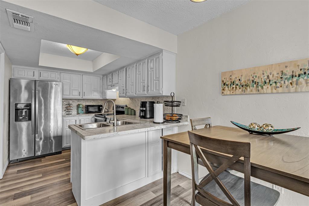 Lifescape Villas On Dublin Condos - Residential
