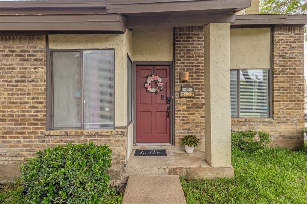 Come check out this move-in ready end-unit offering low maintenance living in the established Richardson neighborhood of Lifescapes Villas on Dublin. This two-story condominium features two spacious bedrooms, each with its own full bathroom, making it ideal for comfort and privacy. Recent upgrades include new luxury vinyl plank flooring throughout the main living areas, a new hot water heater, and freshly cleaned carpet. This home also comes fully equipped with a washer, dryer, and refrigerator for added convenience. Enjoy a covered patio, along with the benefit of one covered parking space. Community pool, and the HOA covers water, sewer, and trash making ownership even more hassle-free. Located with easy access to Highway 75, shopping, dining, entertainment, this home is perfectly positioned for both convenience and lifestyle. Don’t miss this great opportunity for comfortable, low-maintenance living!