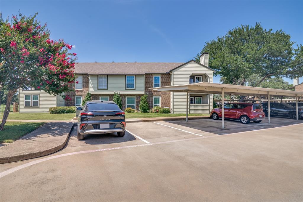 Woodhaven Condo - Residential