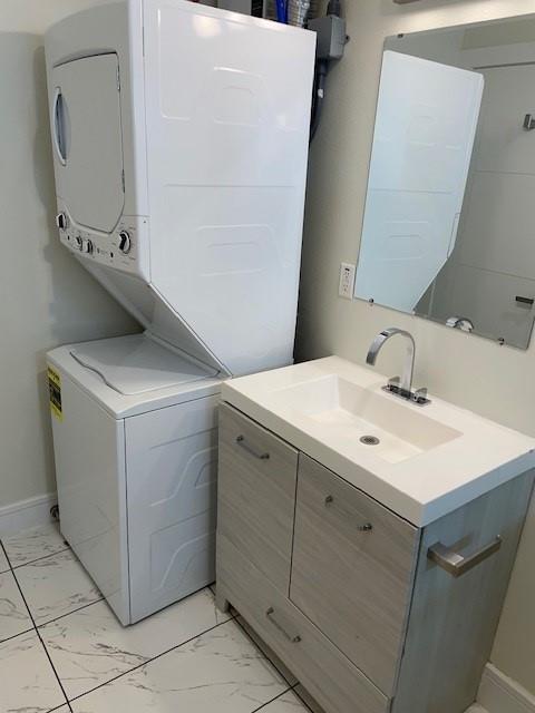 Dicksons East Dallas - Residential Lease