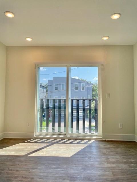 Dicksons East Dallas - Residential Lease