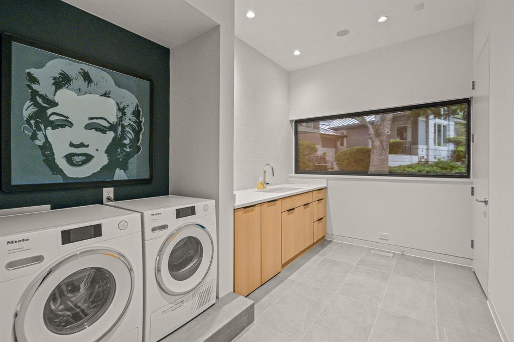 Mira Vista Add - Residential