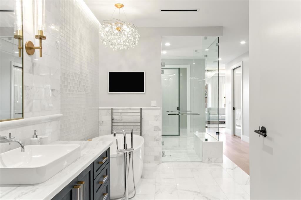 Parkview Condos - Residential