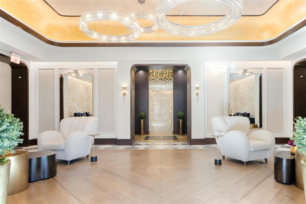 Parkview Condos - Residential