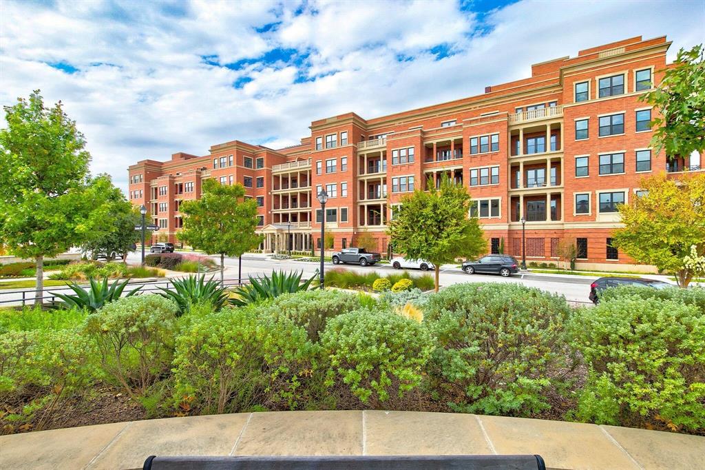 Parkview Condos - Residential