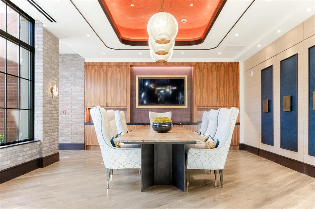 Parkview Condos - Residential