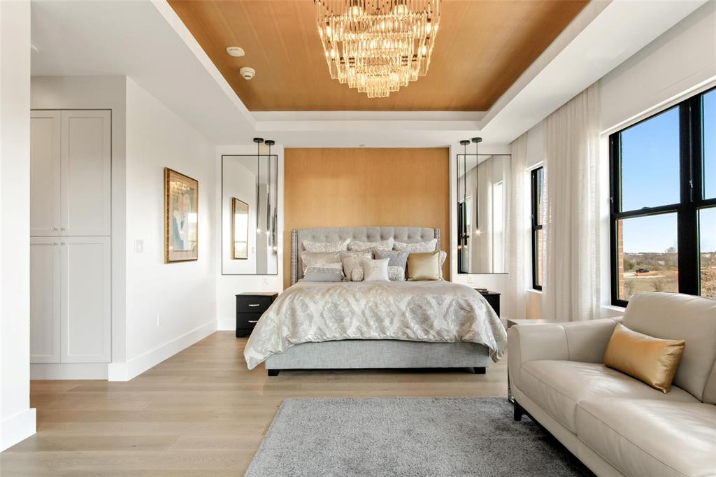 Parkview Condos - Residential