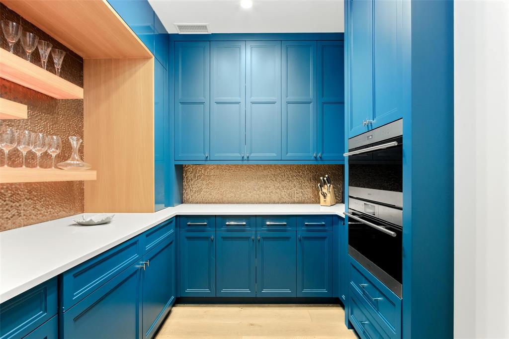 Parkview Condos - Residential