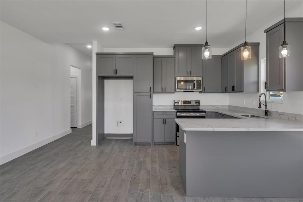 Heather Heights - Residential