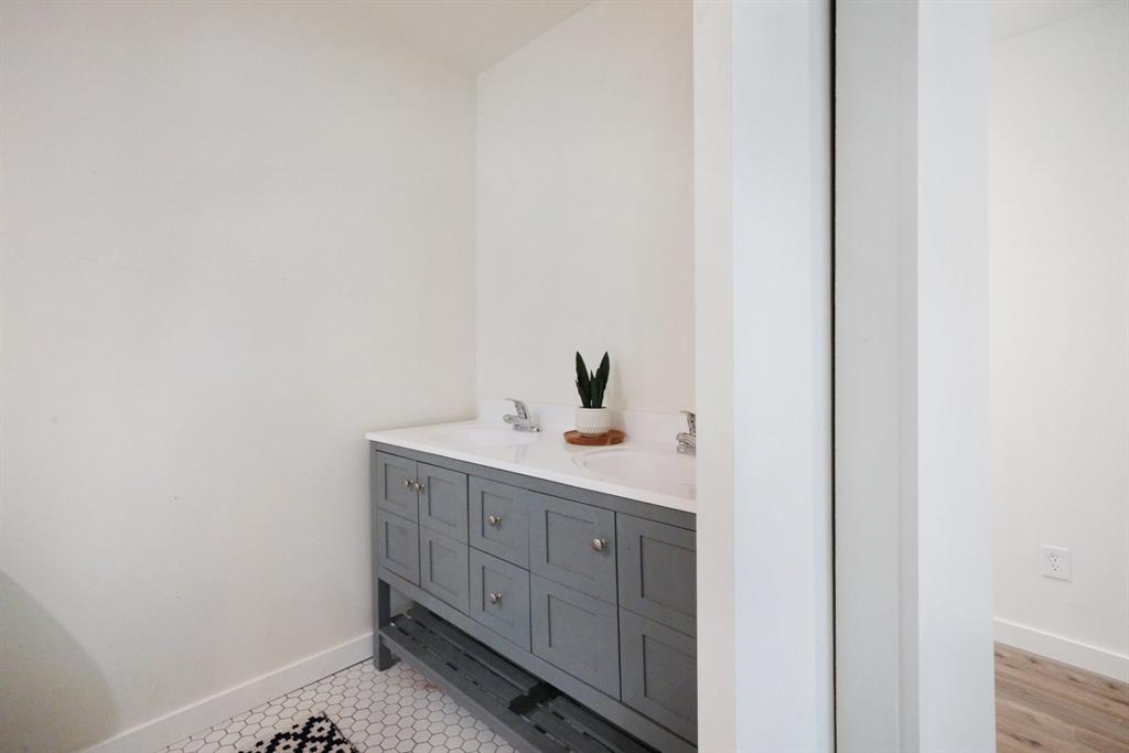 S & B N - Residential