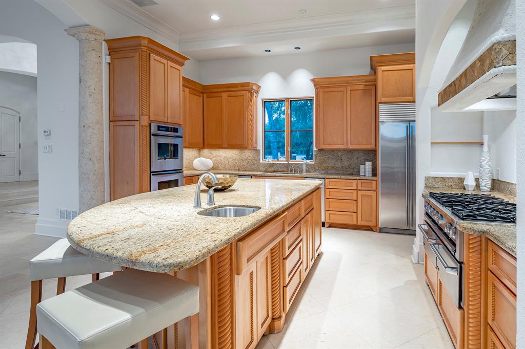 MEADERS LANE - Residential