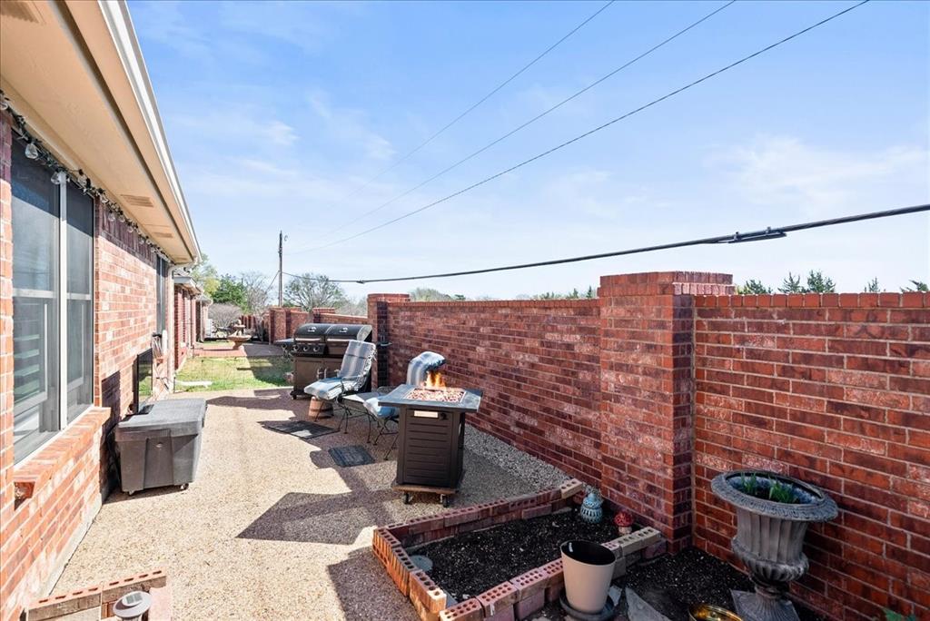 Cresthaven Cottages Condo - Residential