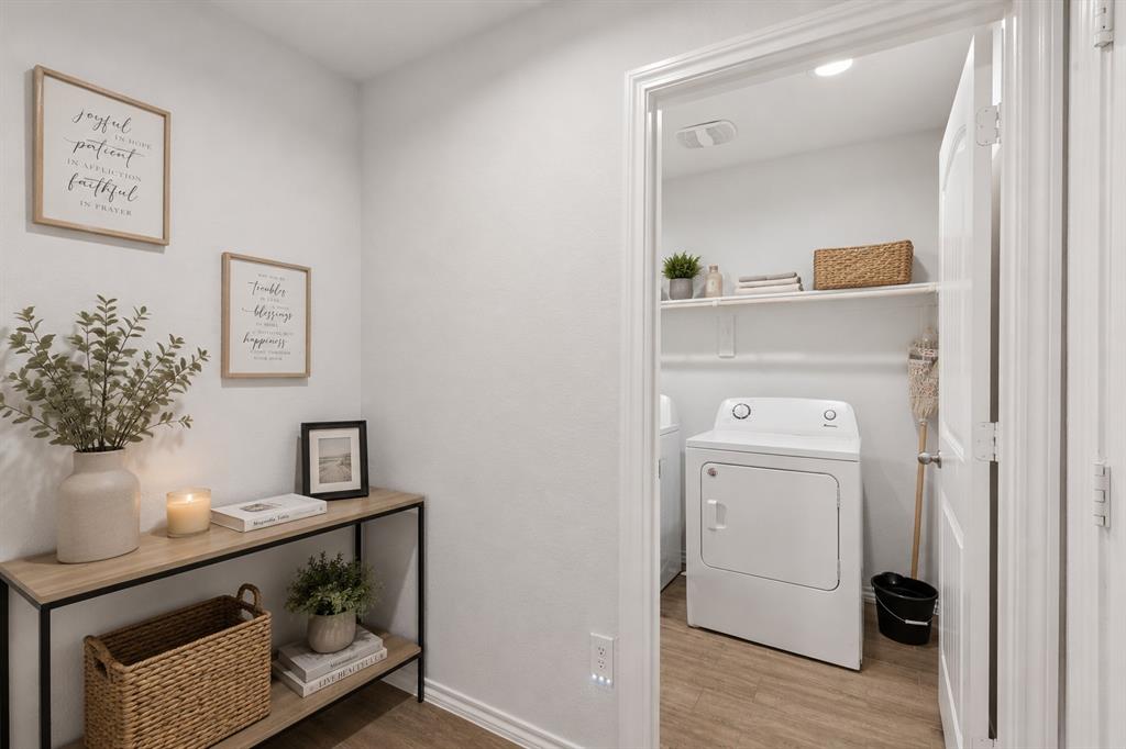 Hulen Tr - Residential