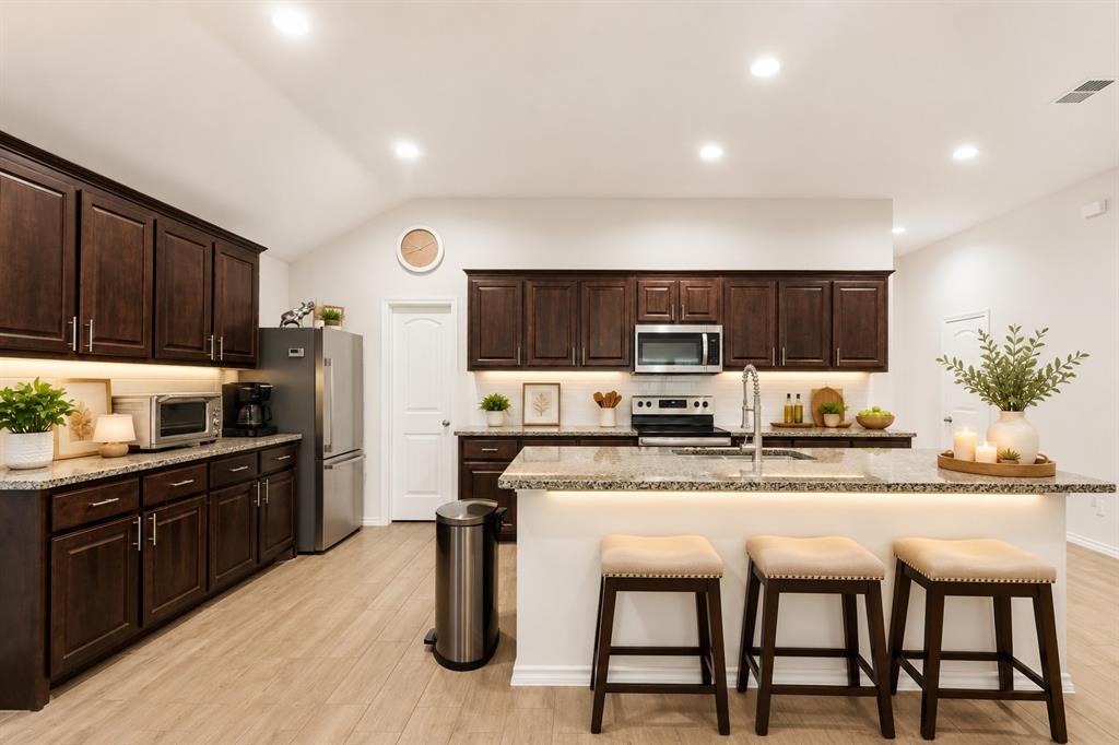 Hulen Tr - Residential