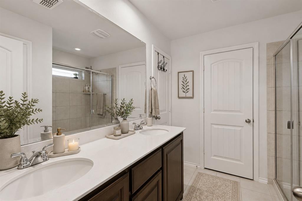 Hulen Tr - Residential