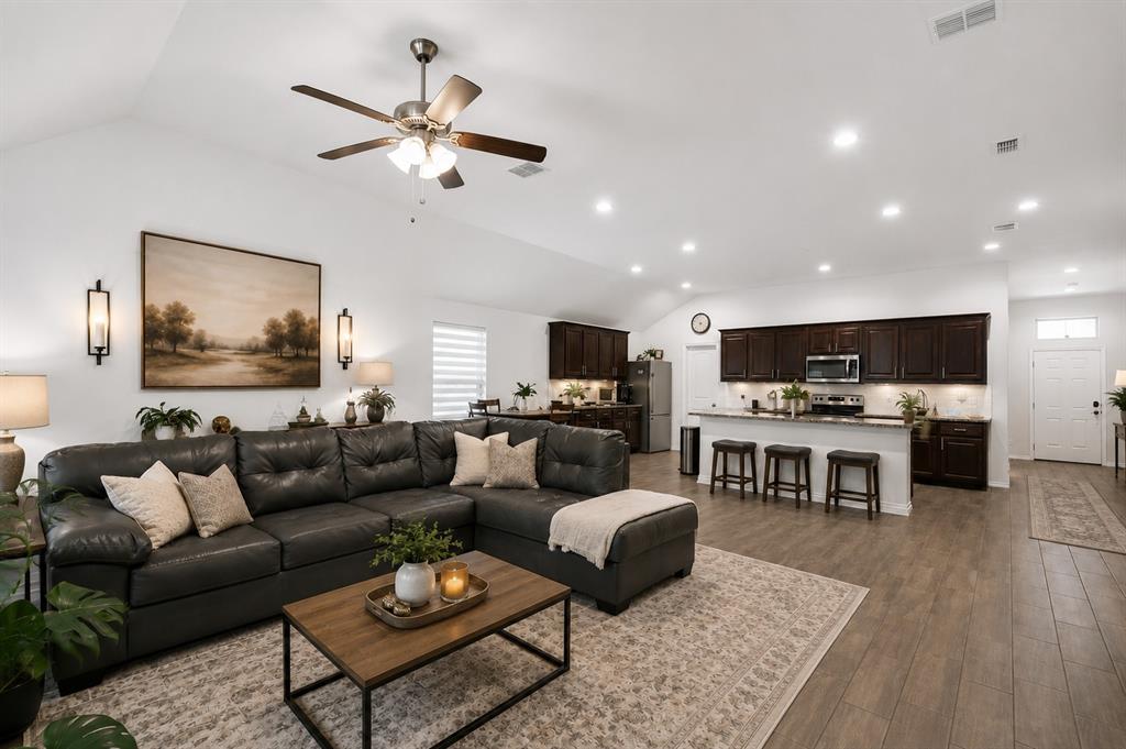 Hulen Tr - Residential