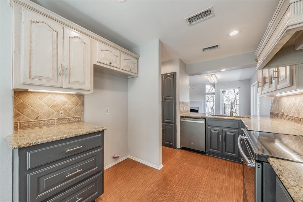 Decordova Bend Estate - Residential