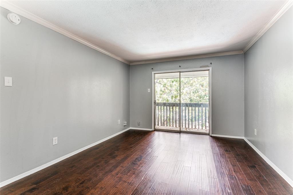 River Oaks Condos - Residential