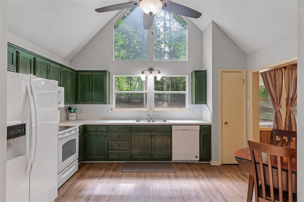 Holly Lake Ranch - Residential