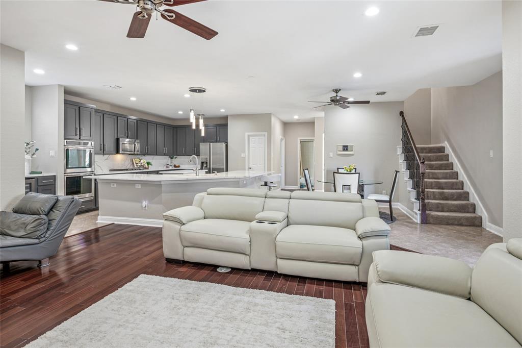 Villages Of White Rock Creek Ph Four - Residential