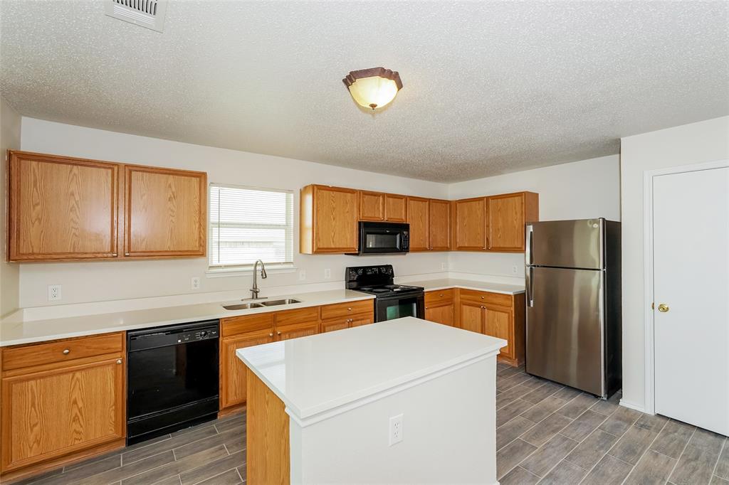 Summer Meadow Ph 01 - Residential Lease