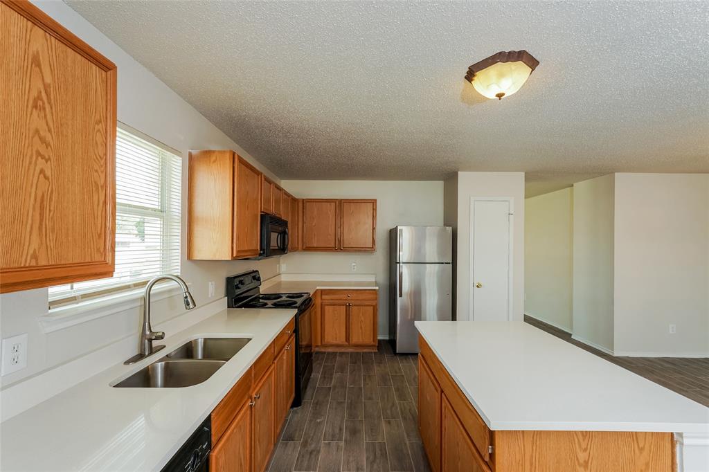 Summer Meadow Ph 01 - Residential Lease