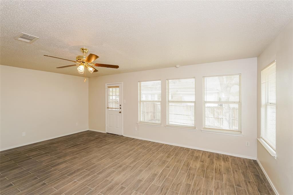 Summer Meadow Ph 01 - Residential Lease