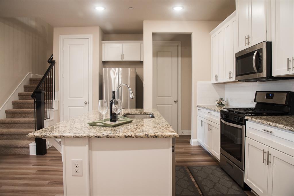 Villas Of Middleton - Residential Lease