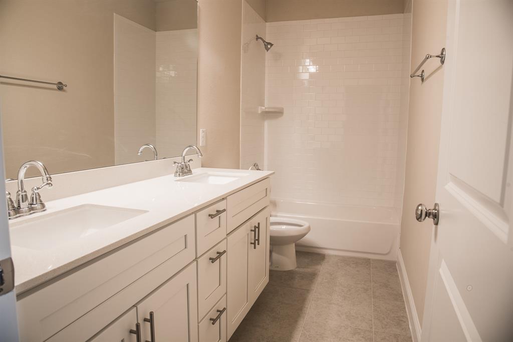 Villas Of Middleton - Residential Lease