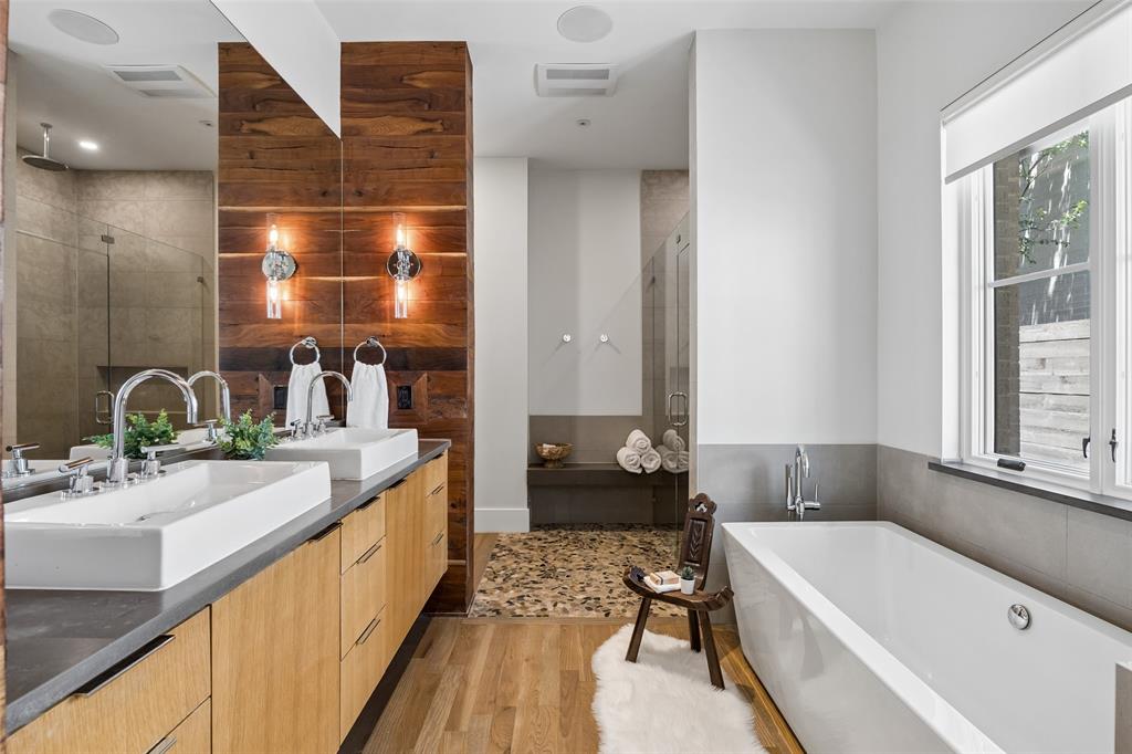 Sarah's Creek - Residential