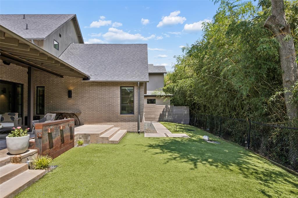 Sarah's Creek - Residential