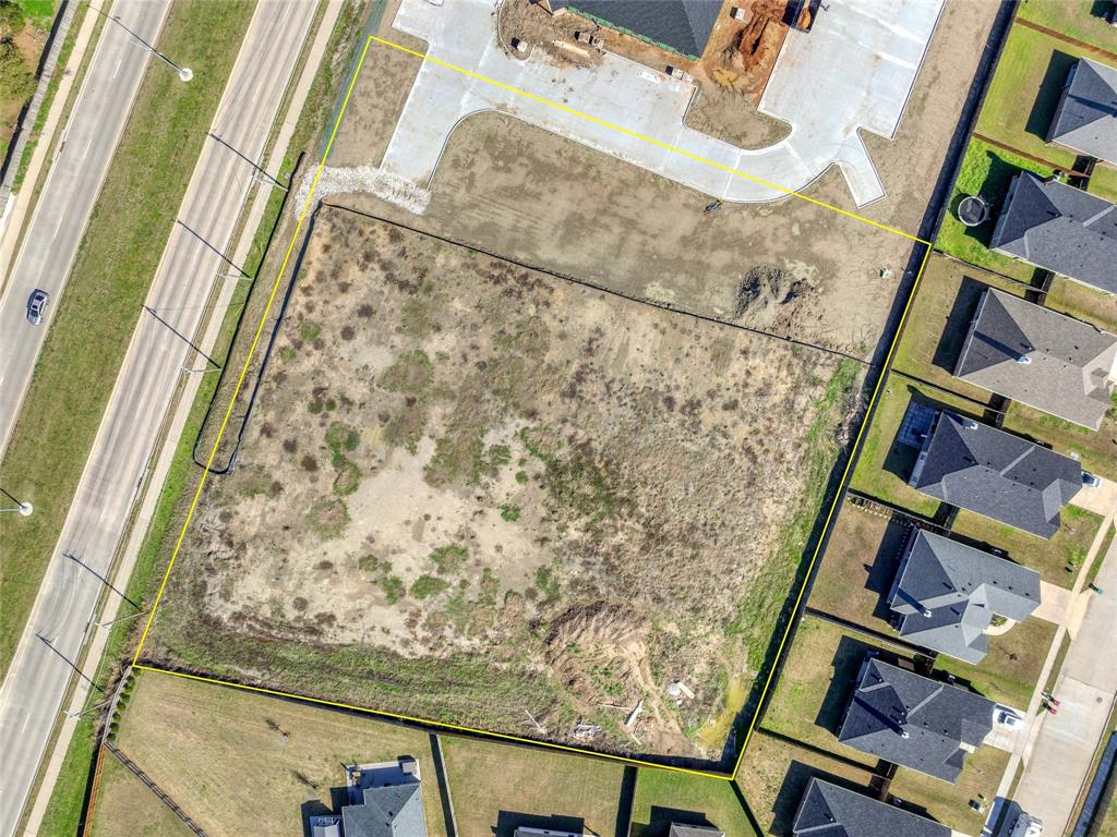 MEADOWS BUSINESS PARK - Land